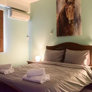 callisto-3-bedroom-apartment.larnacahotels.org/